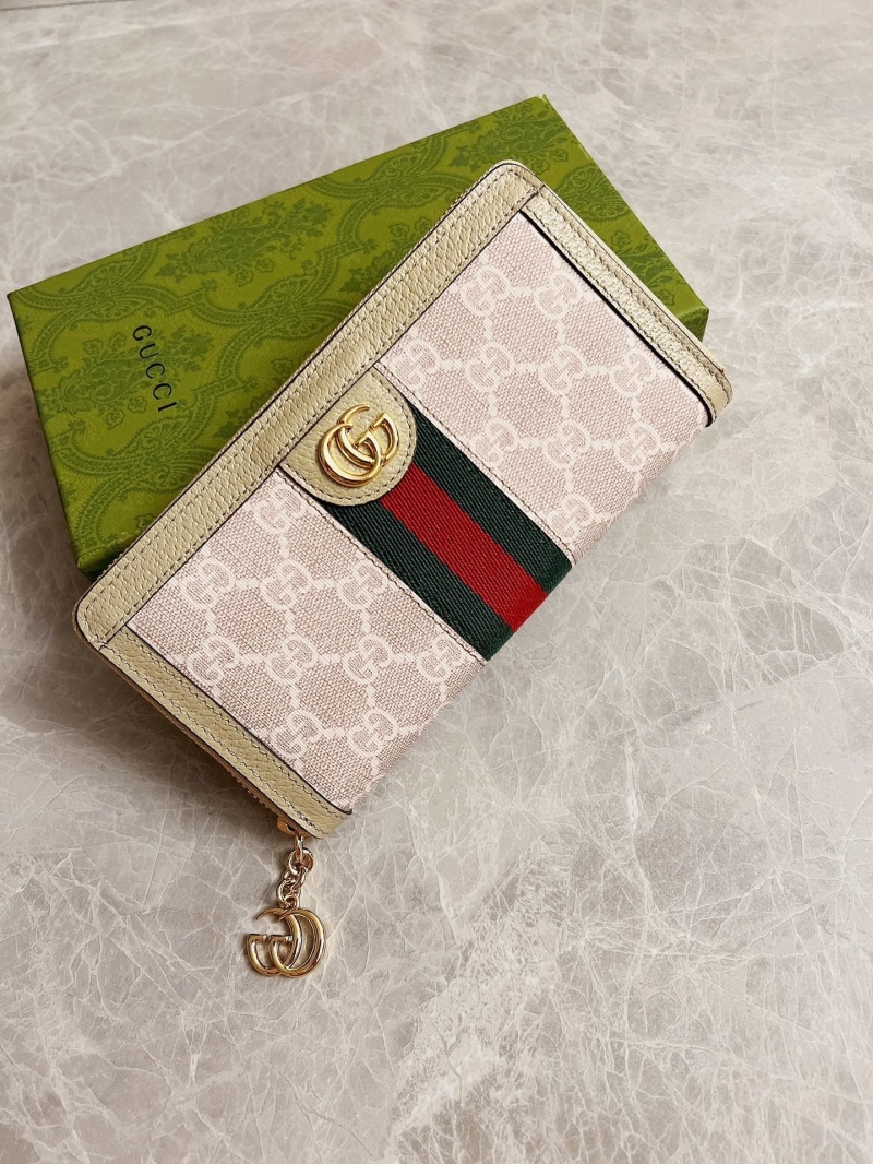 G*u*i wallets & purse